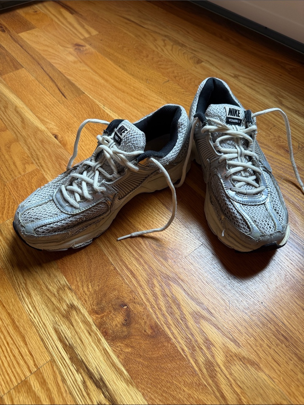 Nike Vomero 5